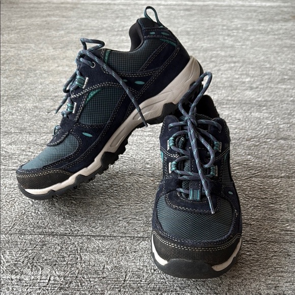 L.L. Bean | Vertigrip Hiking Lace Up Shoes - Picture 1 of 7